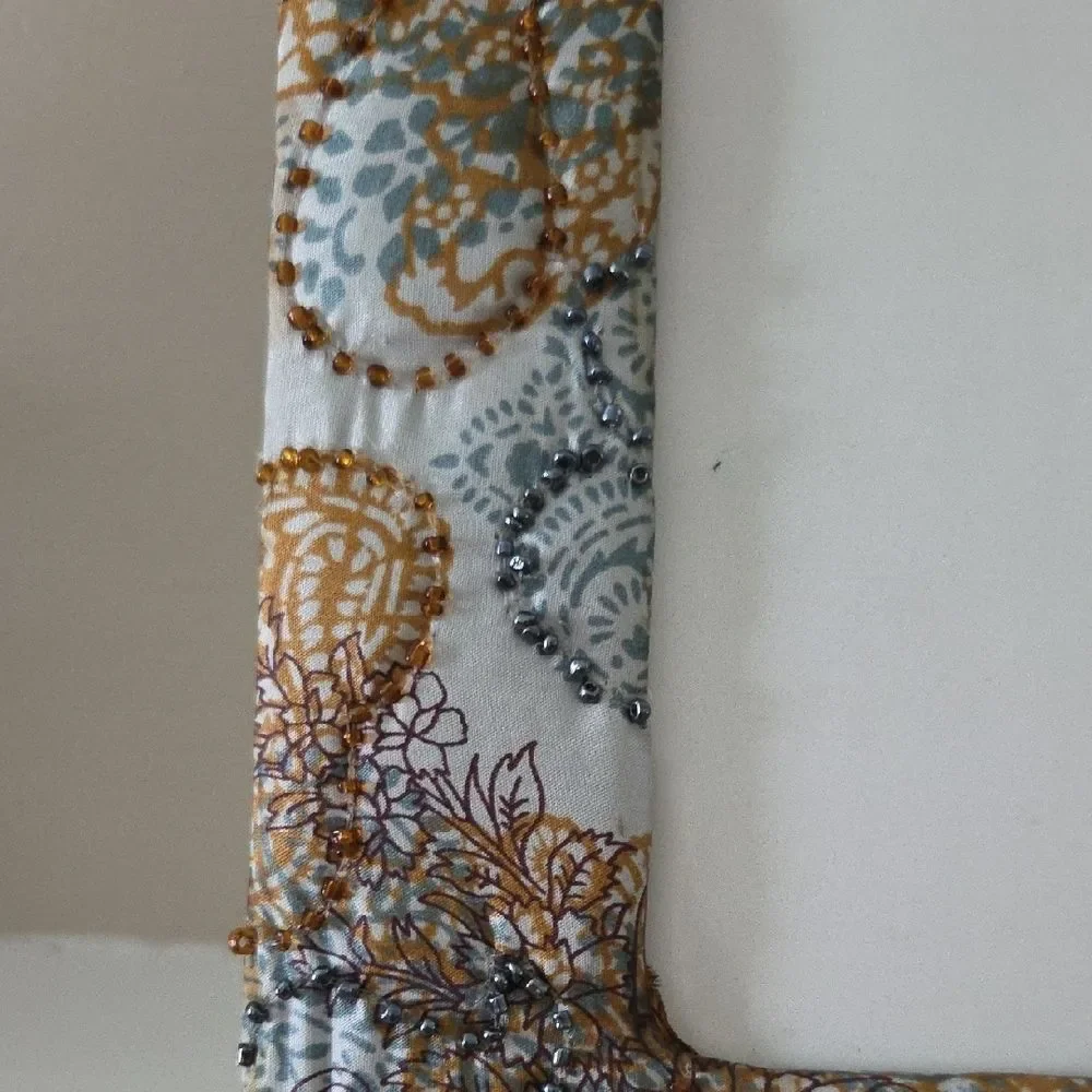 N/A beautiful paisley